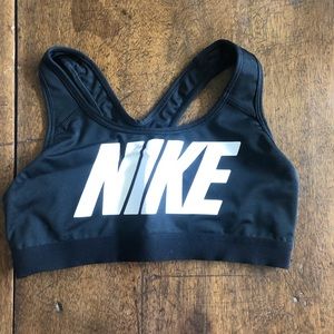 NWOT Nike pro sports bra